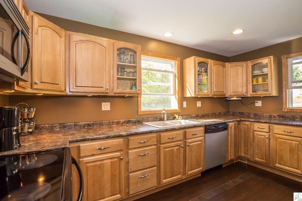 5262 West Arrowhead Road Hermantown, MN 55811 - Photo 4 of 17 Gallery Image 4