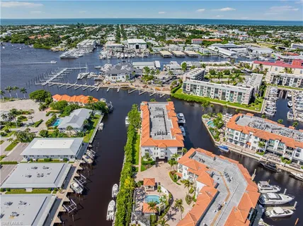 $1,899,000 | 1540 5th Avenue South, Unit D303, Naples, FL 34102