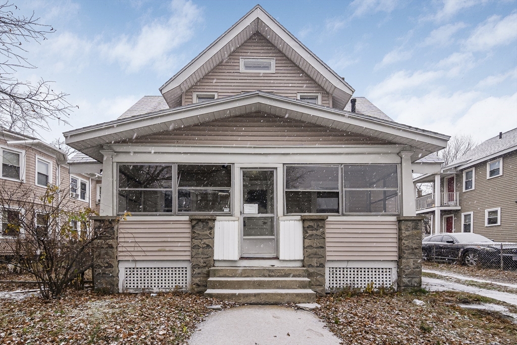 62 Kenyon Street Springfield, MA 01109 - Photo 1 of 19 a front view of a house