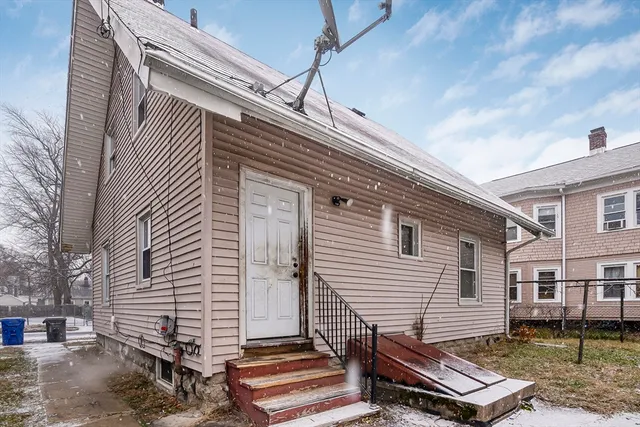 $174,900 | 62 Kenyon Street, Springfield, MA 01109