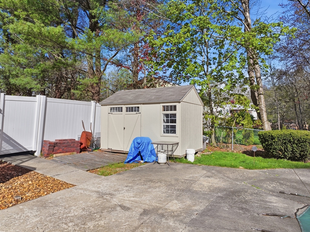 15 Briarwood Road Rutland, MA 01543 - Photo 36 of 37 Gallery Image 36