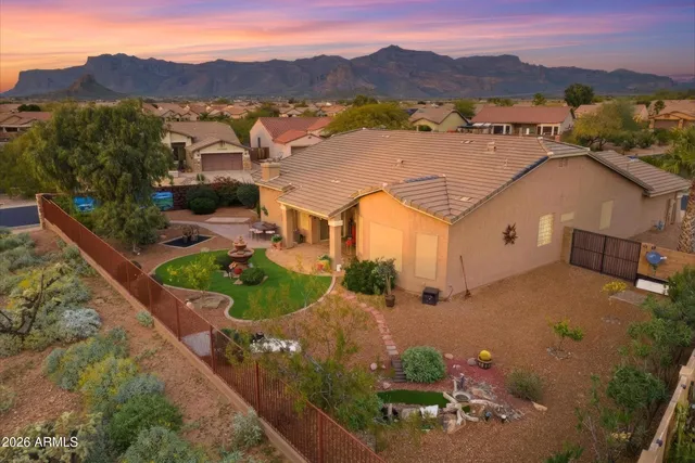 $629,000 | 8348 South Lucky Seven Court, Gold Canyon, AZ 85118