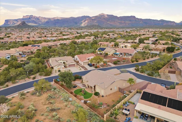$629,000 | 8348 South Lucky Seven Court, Gold Canyon, AZ 85118