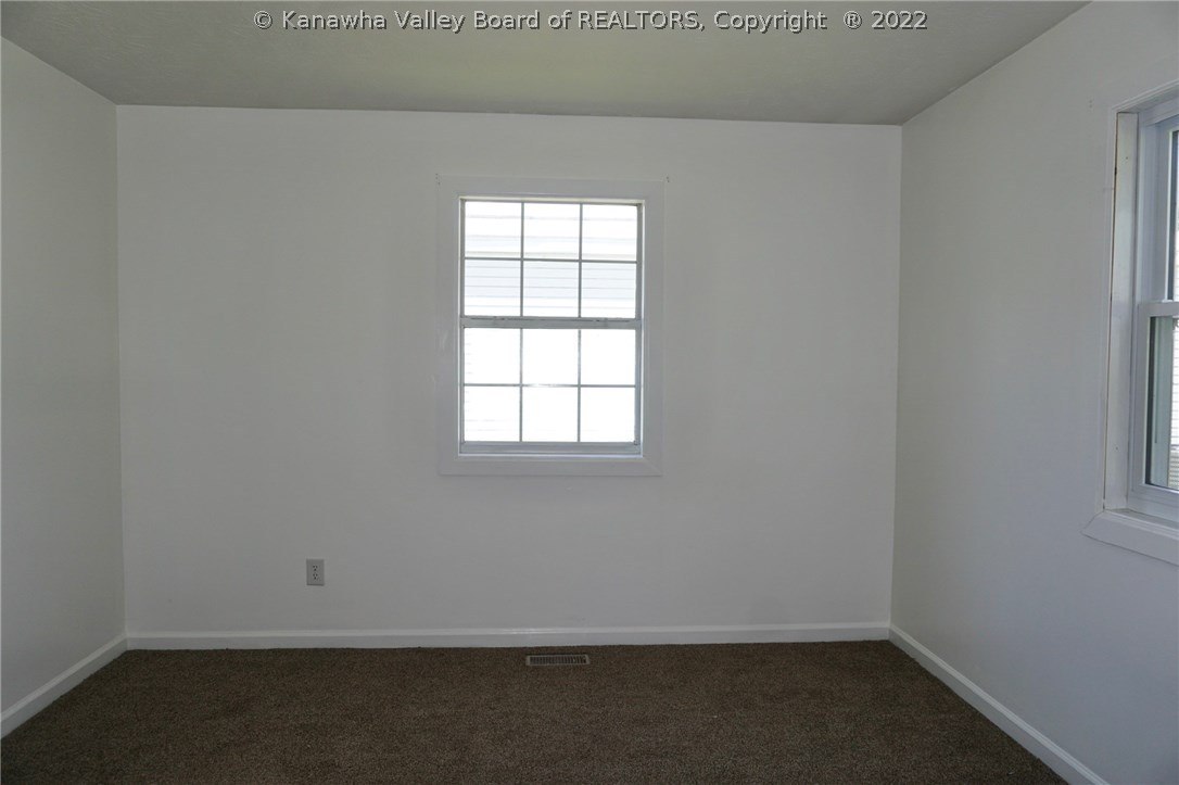 5402 Elk River Road Elkview, WV 25071 - Photo 9 of 12 Gallery Image 9