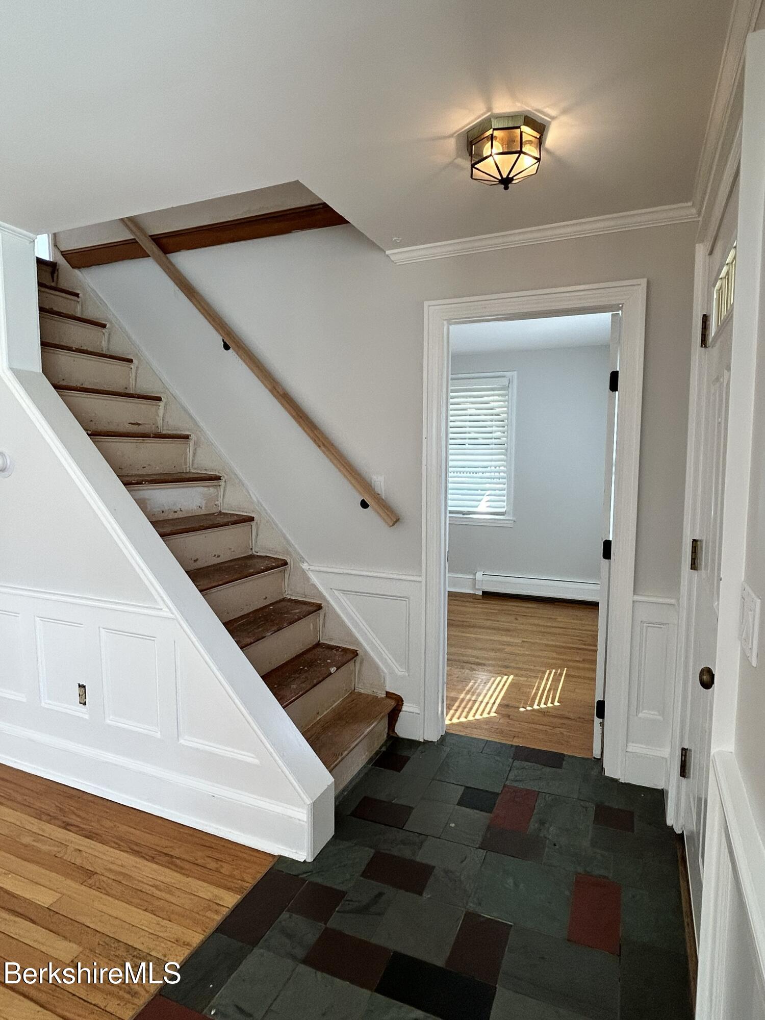 68 Ridge Avenue Pittsfield, MA 01201 - Photo 13 of 56 IMG_0055