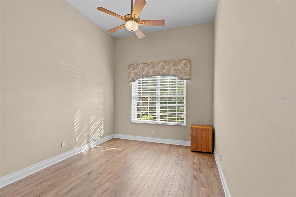 8429 Laurel Lakes Boulevard Naples, FL 34119 - Photo 21 of 31