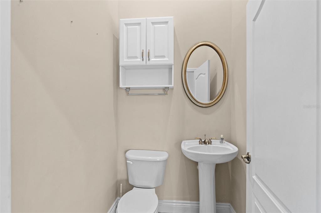 8429 Laurel Lakes Boulevard Naples, FL 34119 - Photo 23 of 32