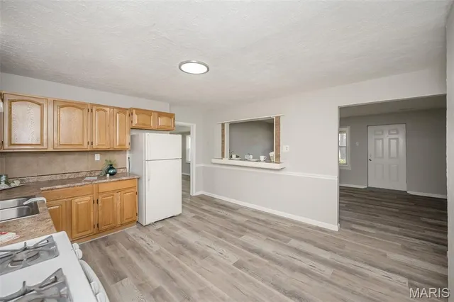 $1,200 | 9813 Winkler Drive, St. Louis, MO 63136