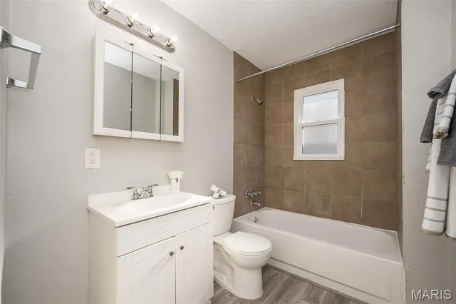 $1,200 | 9813 Winkler Drive, St. Louis, MO 63136