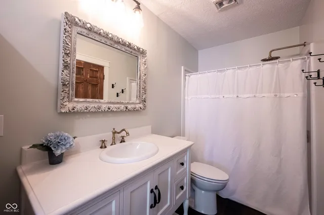 $630,000 | 13248 Fairwood Drive, McCordsville, IN 46055