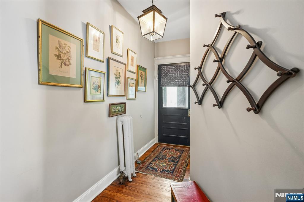 194 Hillside Avenue Glen Ridge, NJ 07028 - Photo 5 of 43