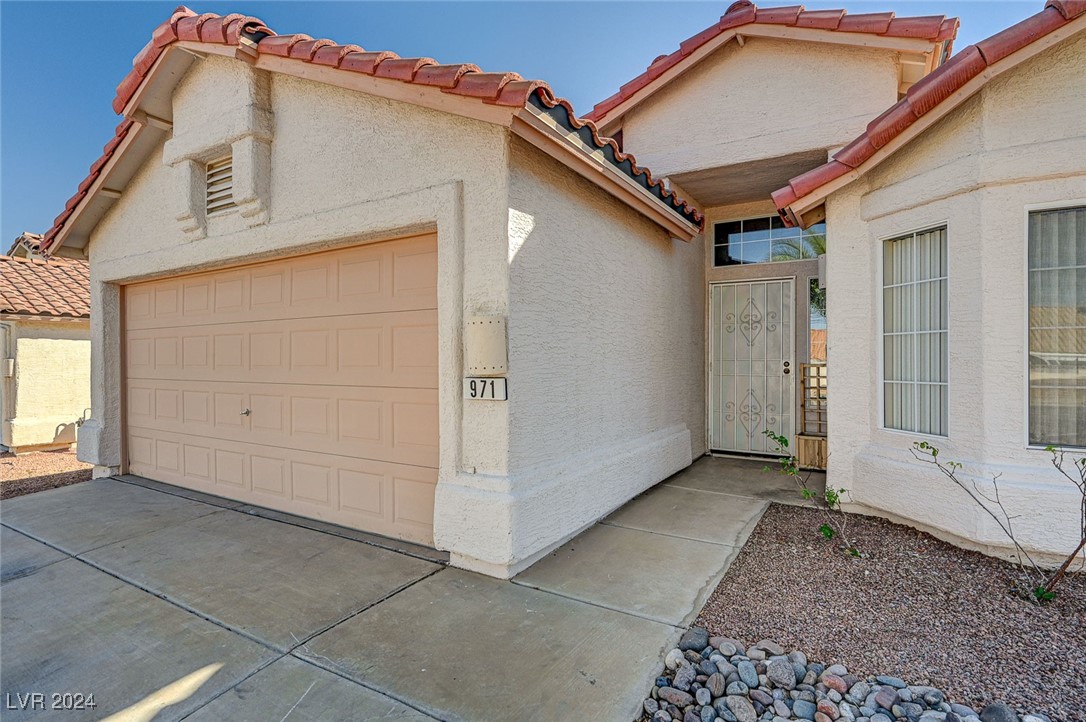 971 Broken Reed Court Henderson, NV 89015 - Photo 4 of 40