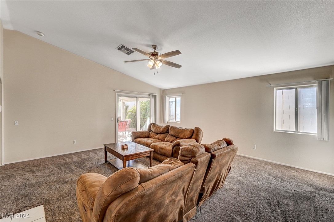 971 Broken Reed Court Henderson, NV 89015 - Photo 5 of 40