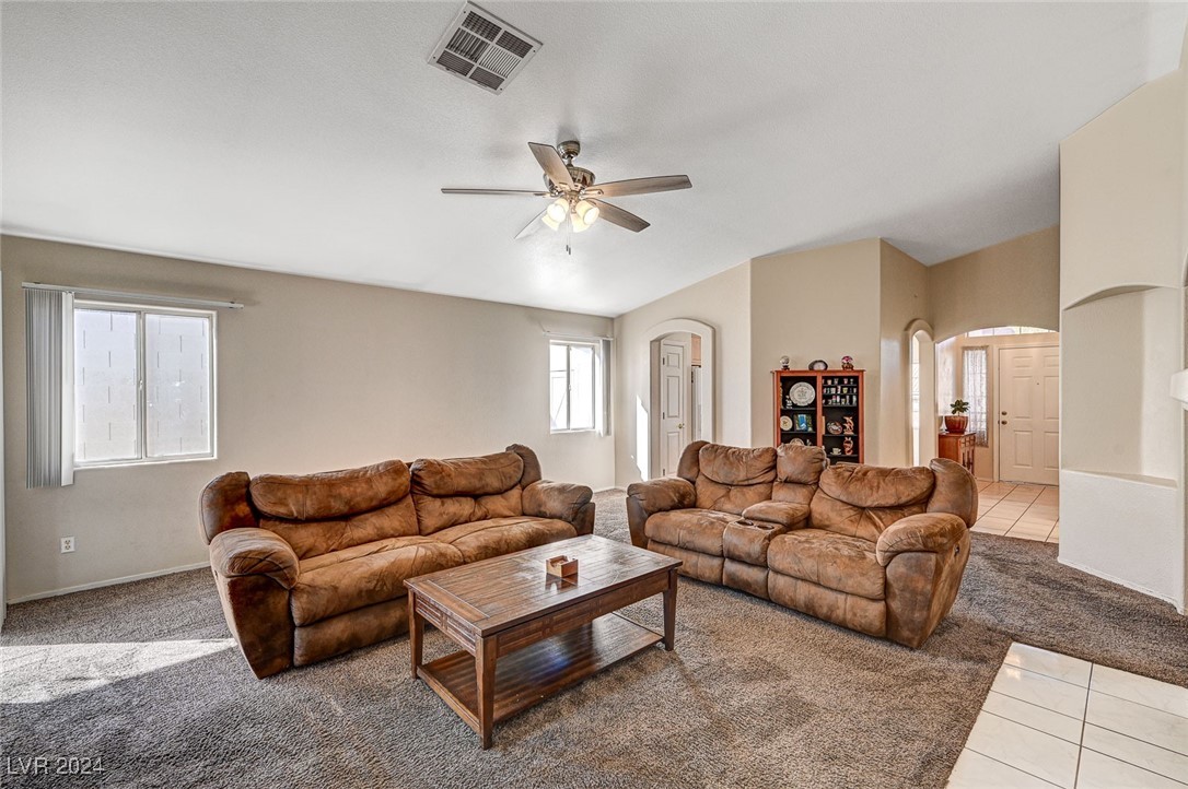 971 Broken Reed Court Henderson, NV 89015 - Photo 8 of 40