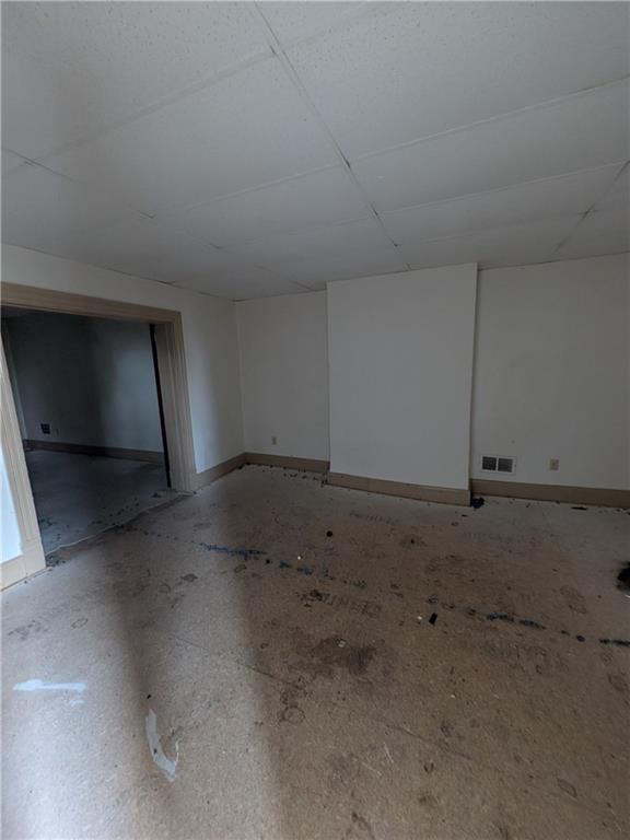 709-711 Fruit Way McKees Rocks, PA 15136 - Photo 5 of 37 a view of room