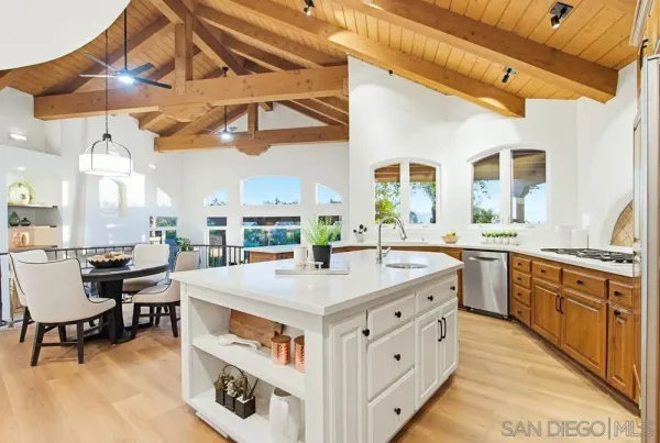 $1,999,000 | 3993 Peony Drive, Fallbrook, CA 92028