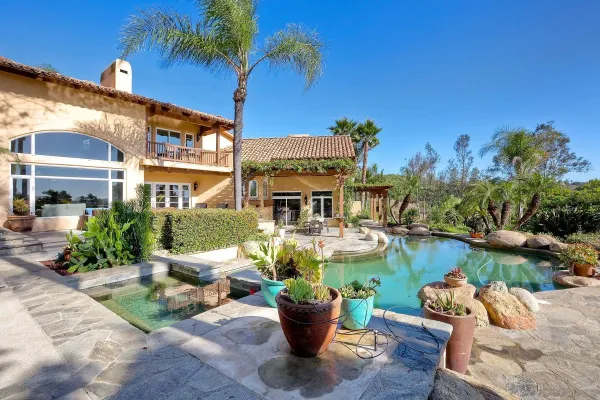 $1,999,000 | 3993 Peony Drive, Fallbrook, CA 92028