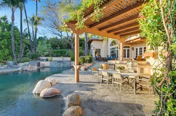 $1,999,000 | 3993 Peony Drive, Fallbrook, CA 92028