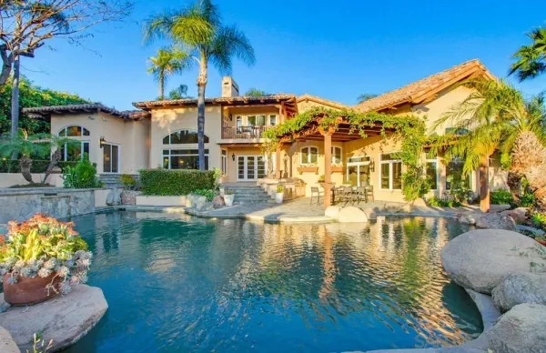 $1,999,000 | 3993 Peony Drive, Fallbrook, CA 92028