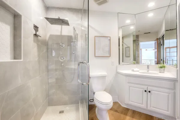 $1,999,000 | 3993 Peony Drive, Fallbrook, CA 92028
