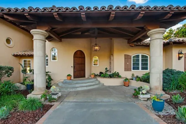 $1,999,000 | 3993 Peony Drive, Fallbrook, CA 92028