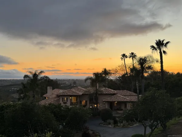 $1,999,000 | 3993 Peony Drive, Fallbrook, CA 92028