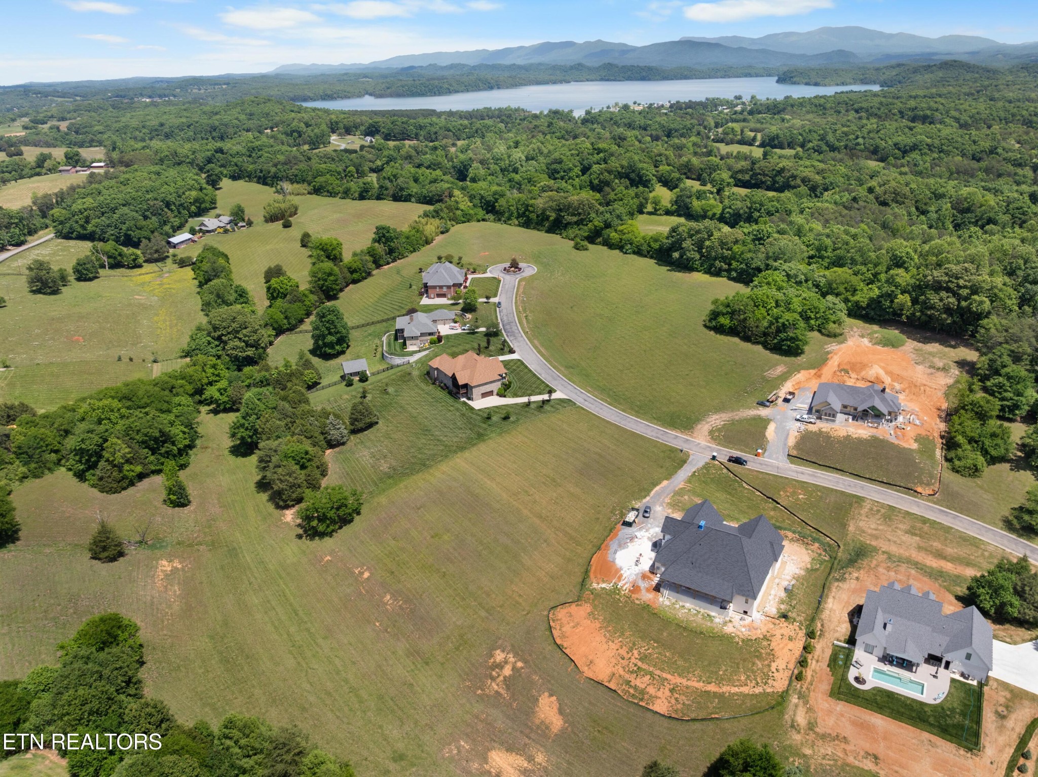36 Thunder Ridge Drive Vonore, TN 37885 - Photo 22 of 30 an aerial view of a house with a yard