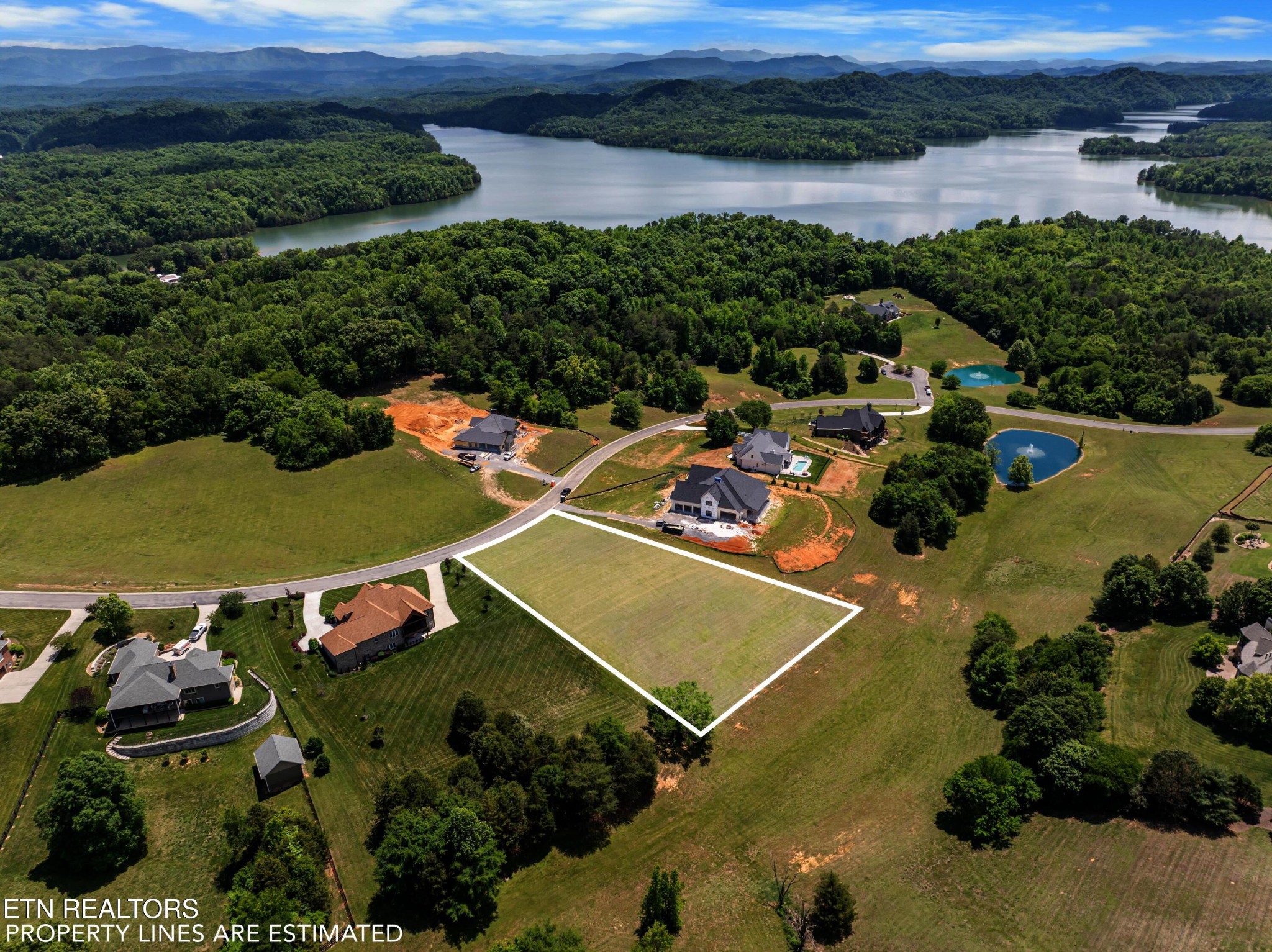 36 Thunder Ridge Drive Vonore, TN 37885 - Photo 29 of 30 an aerial view of a pool yard and outdoor seating