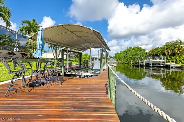 $4,000 | 2013 Southwest 31st Terrace, Cape Coral, FL 33914