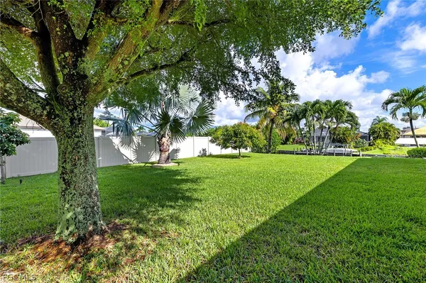 $4,000 | 2013 Southwest 31st Terrace, Cape Coral, FL 33914