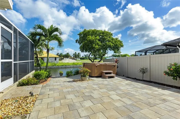 $4,000 | 2013 Southwest 31st Terrace, Cape Coral, FL 33914