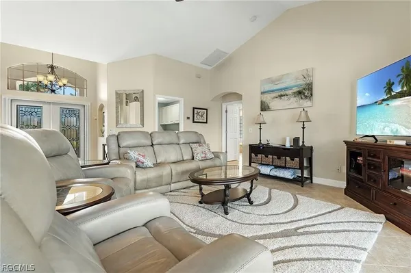$4,000 | 2013 Southwest 31st Terrace, Cape Coral, FL 33914