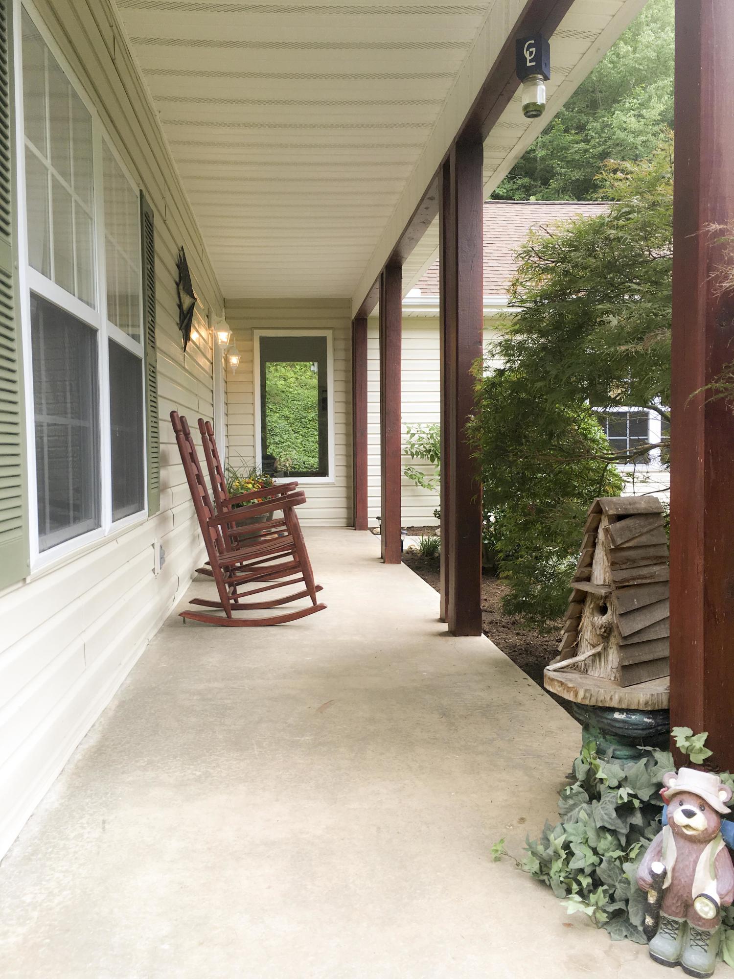 1004 Hillvale Road Andersonville, TN 37705 - Photo 15 of 23 Front Porch
