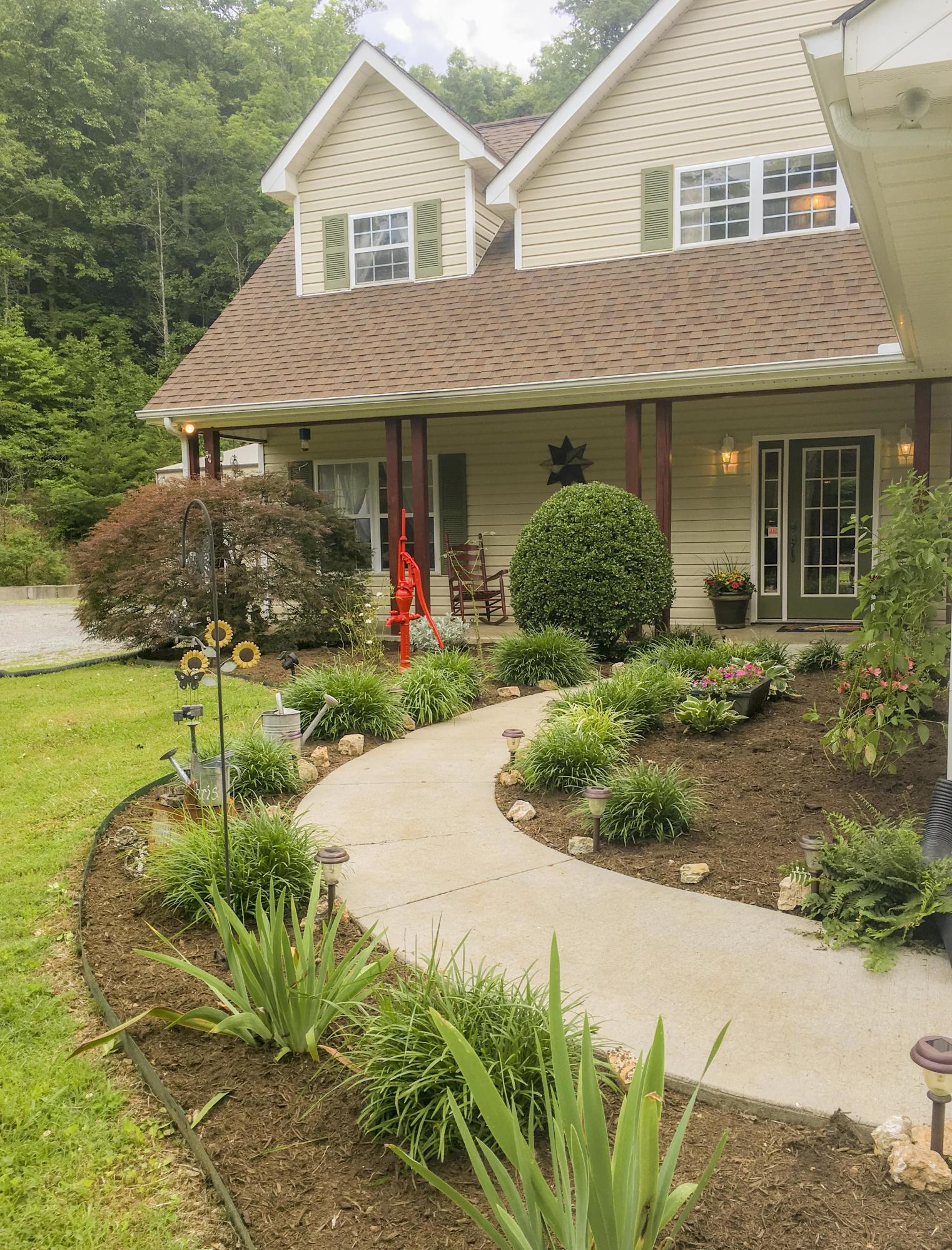 1004 Hillvale Road Andersonville, TN 37705 - Photo 16 of 23 Walkway