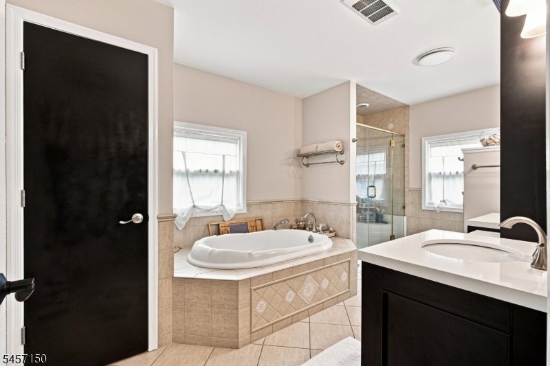 511 Openaki Road Denville, NJ 07834 - Photo 31 of 50 Gallery Image 31