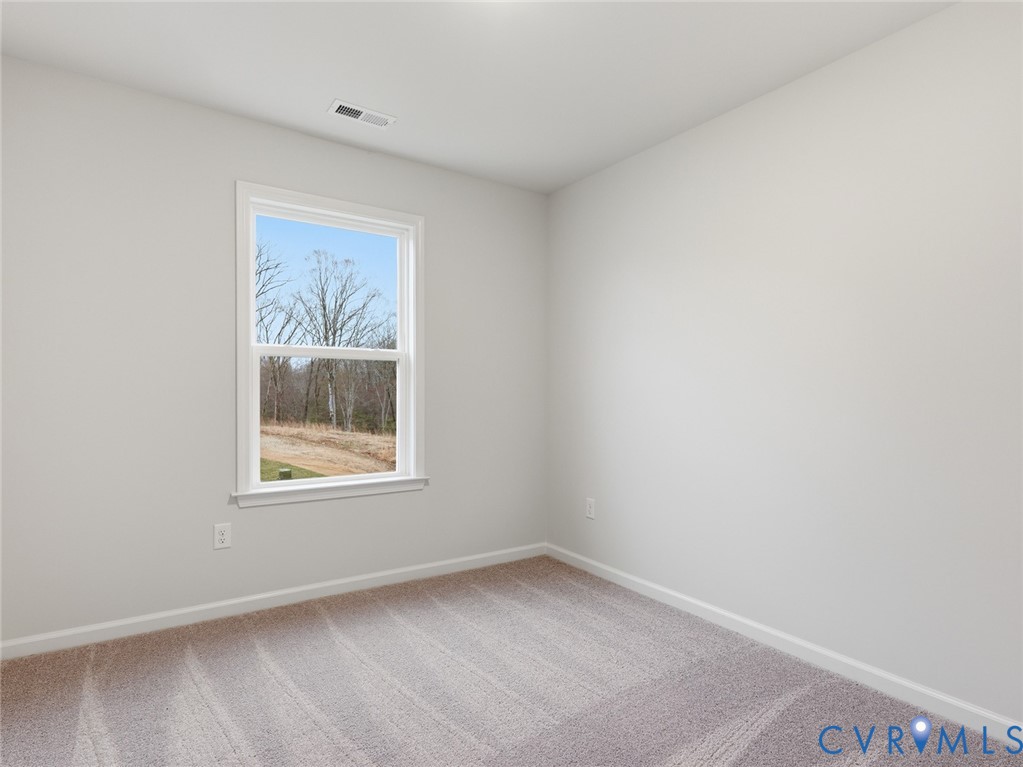 159 Corcoran Way Aylett, VA 23009 - Photo 15 of 20 Gallery Image 15