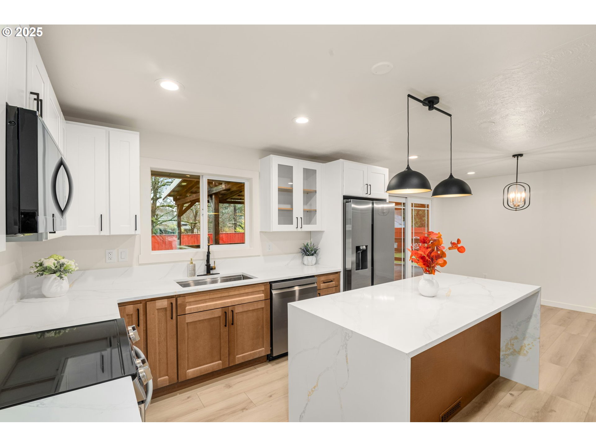 1604 Northeast 153rd Place Portland, OR 97230 - Photo 21 of 48