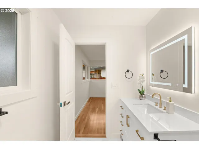 $649,999 | 1604 Northeast 153rd Place, Portland, OR 97230