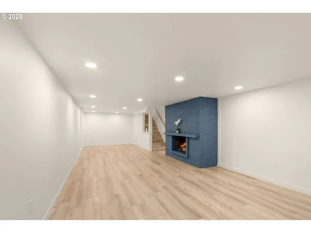 $649,999 | 1604 Northeast 153rd Place, Portland, OR 97230