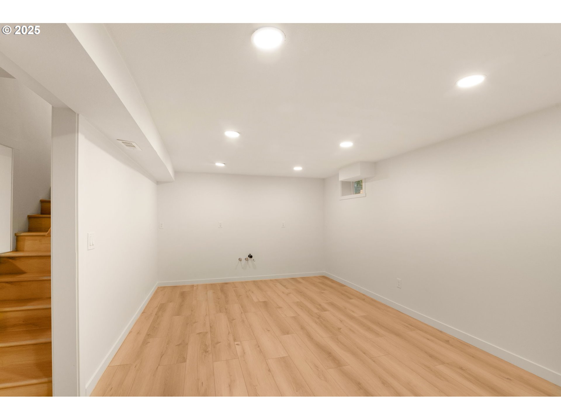 1604 Northeast 153rd Place Portland, OR 97230 - Photo 34 of 48