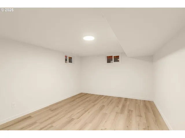 $649,999 | 1604 Northeast 153rd Place, Portland, OR 97230