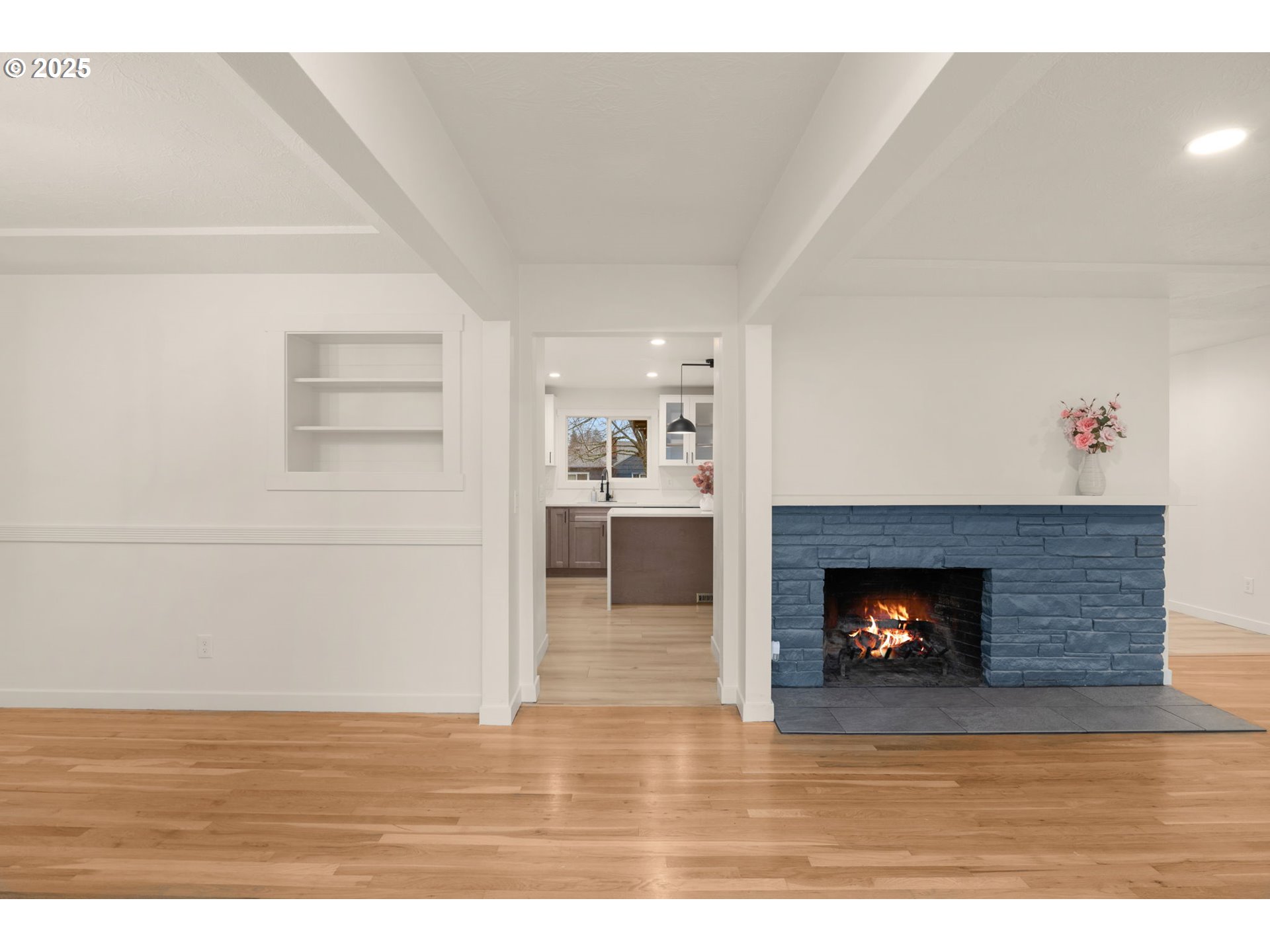 1604 Northeast 153rd Place Portland, OR 97230 - Photo 6 of 48