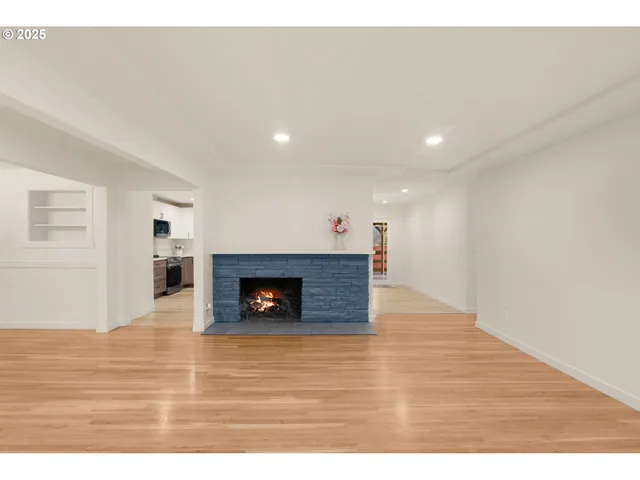 $649,999 | 1604 Northeast 153rd Place, Portland, OR 97230