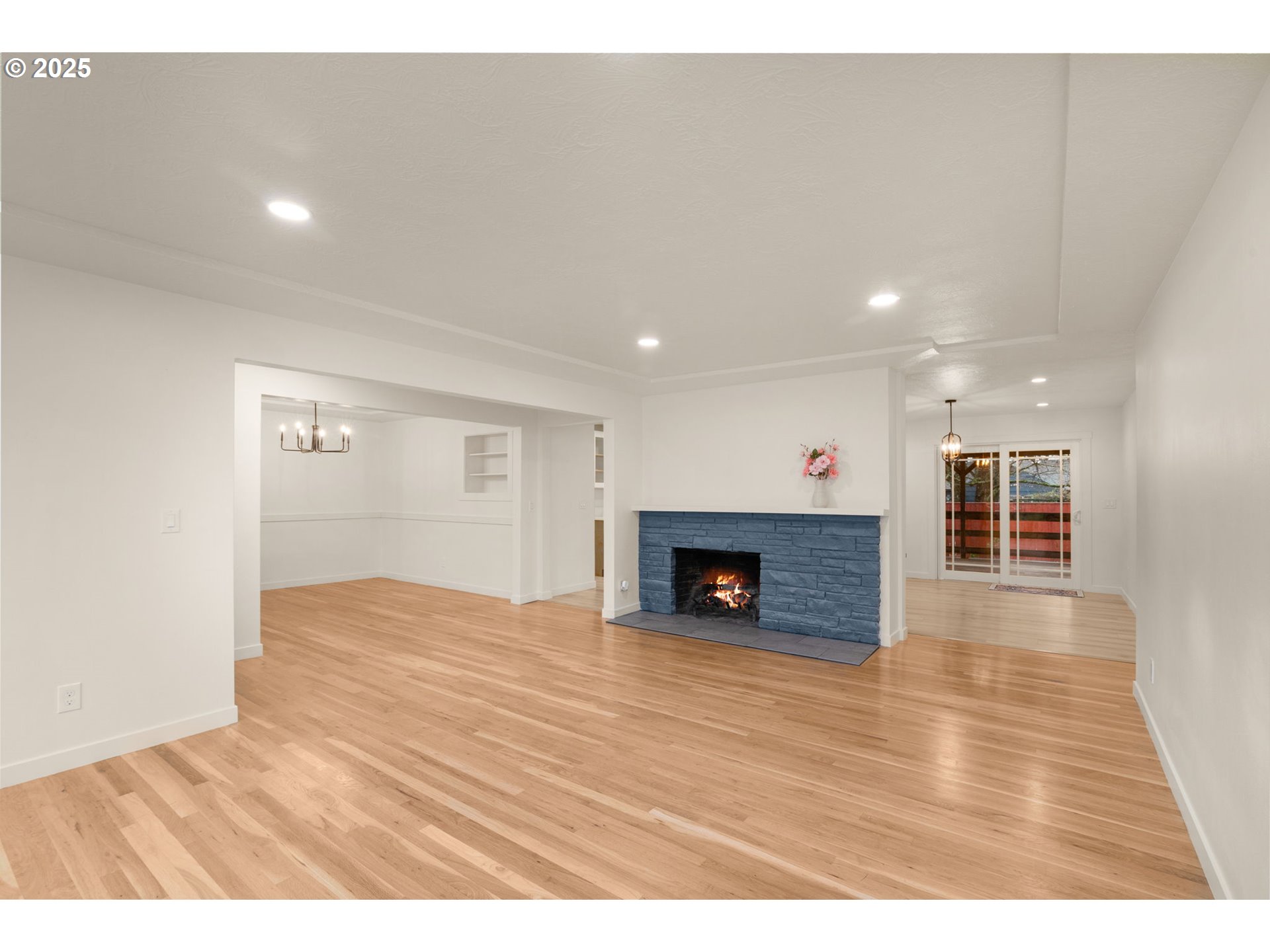 1604 Northeast 153rd Place Portland, OR 97230 - Photo 8 of 48