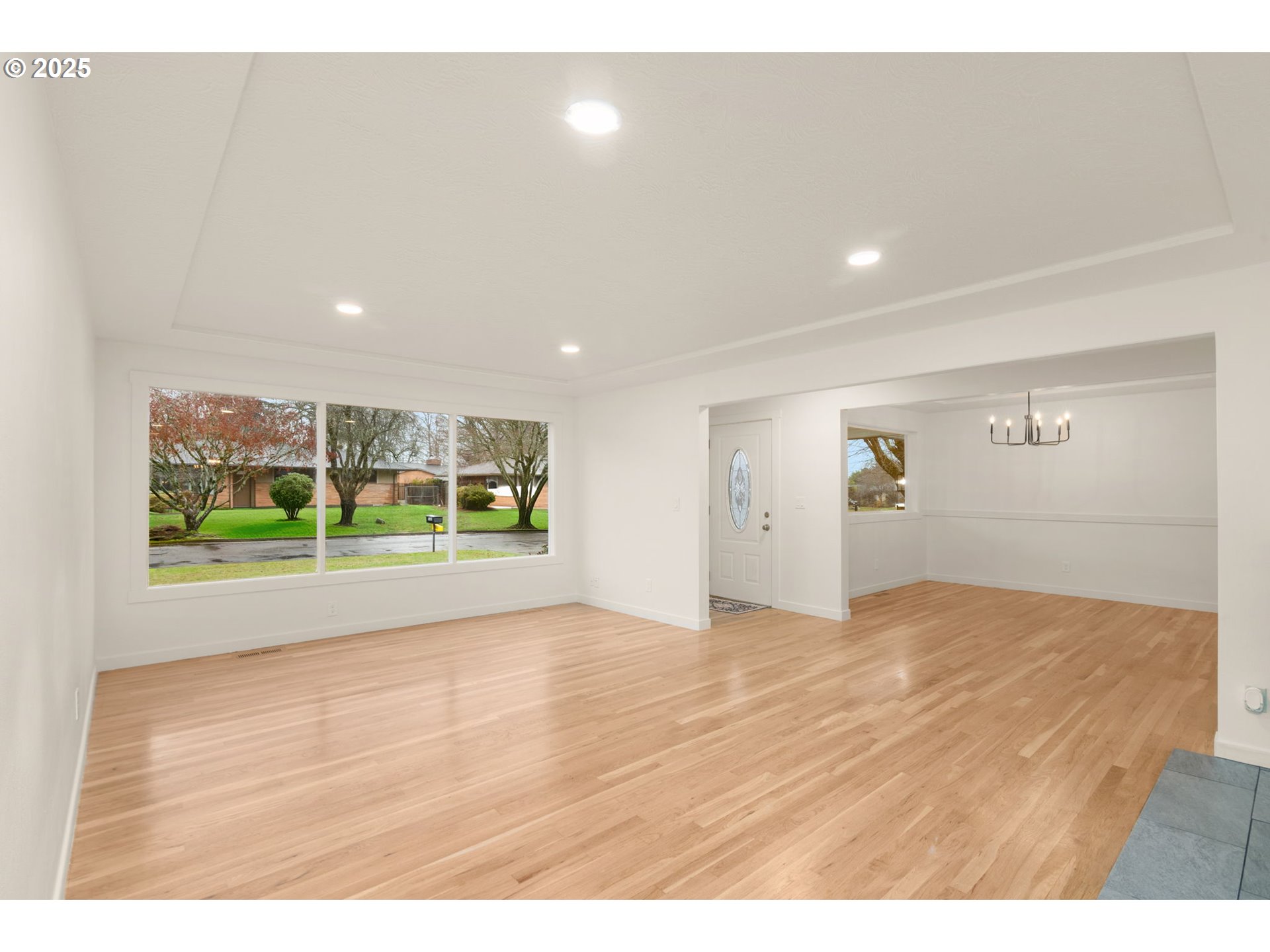 1604 Northeast 153rd Place Portland, OR 97230 - Photo 9 of 48