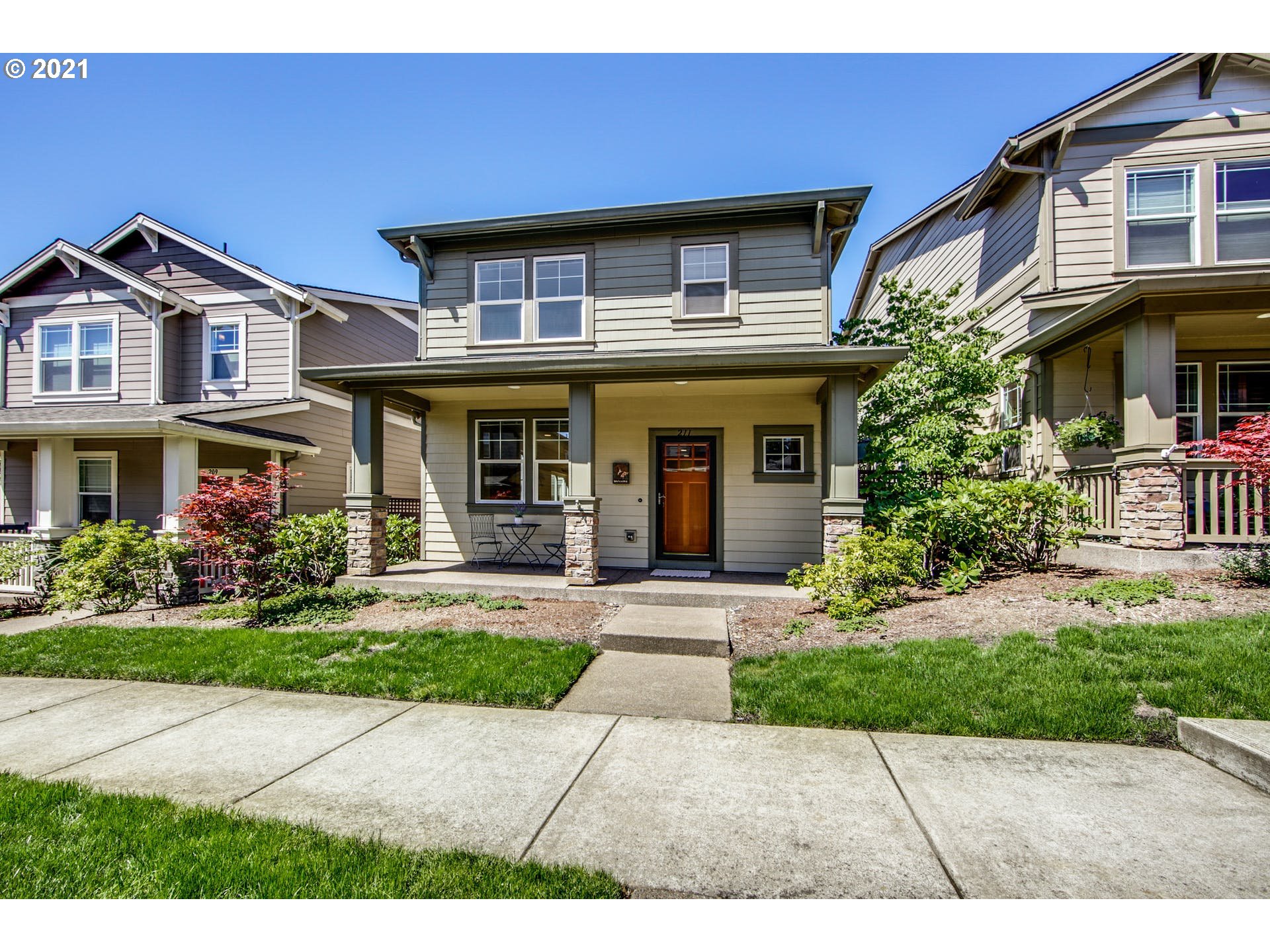 211 Northwest 117th Loop Portland, OR 97229 - Photo 1 of 29 Gallery Image 1
