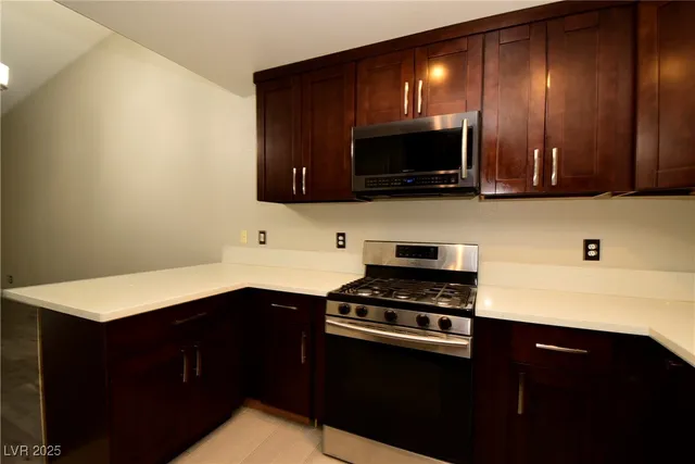 $1,650 | 10524 Autumn Pine Avenue, Unit 205, Las Vegas, NV 89144
