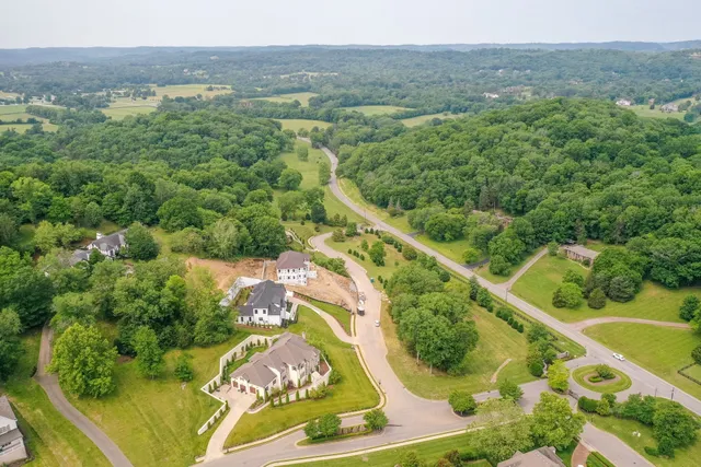 $2,399,000 | 3004 Strickland Drive, Nashville, TN 37221