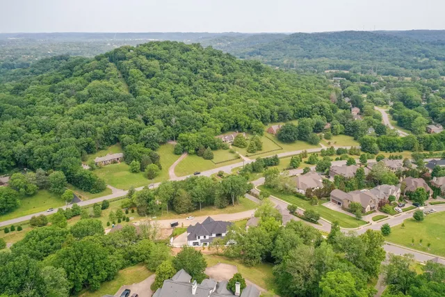 $2,399,000 | 3004 Strickland Drive, Nashville, TN 37221