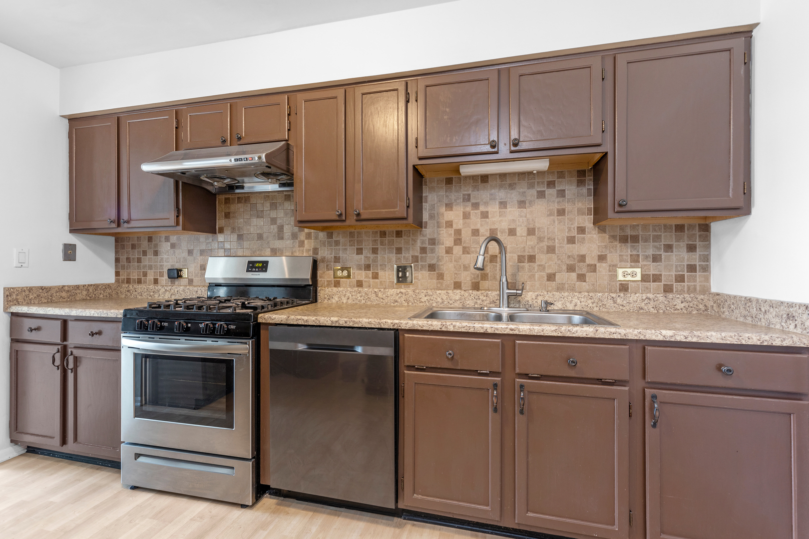 1267 Ranchview Court Buffalo Grove, IL 60089 - Photo 7 of 19
